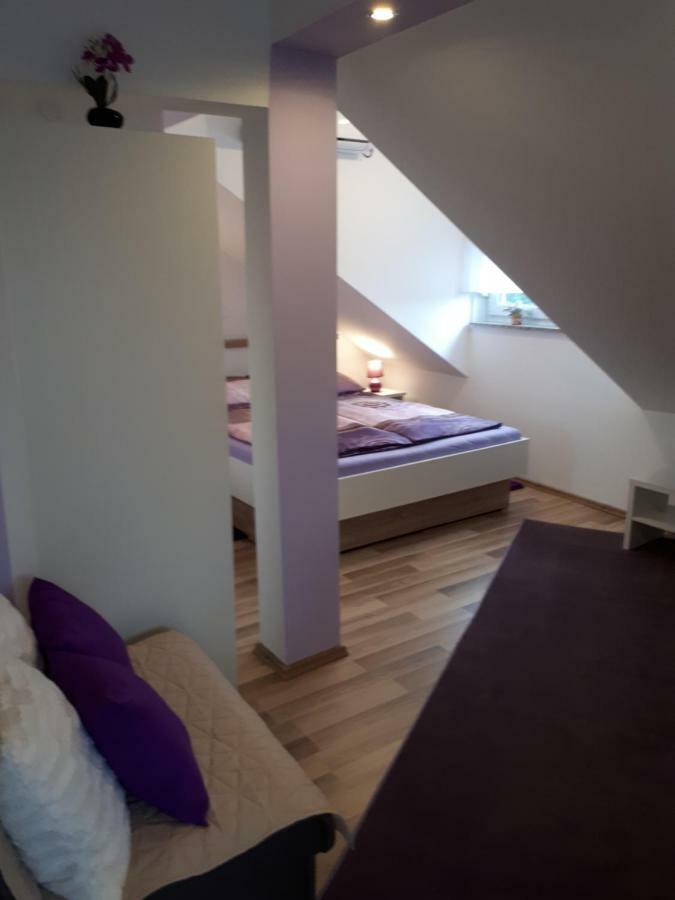Iris Room & Apartment Slunj Exteriör bild